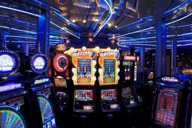 kadal4d login slot games including Aviator, Sweet Bonanza, and Gates of Olympus